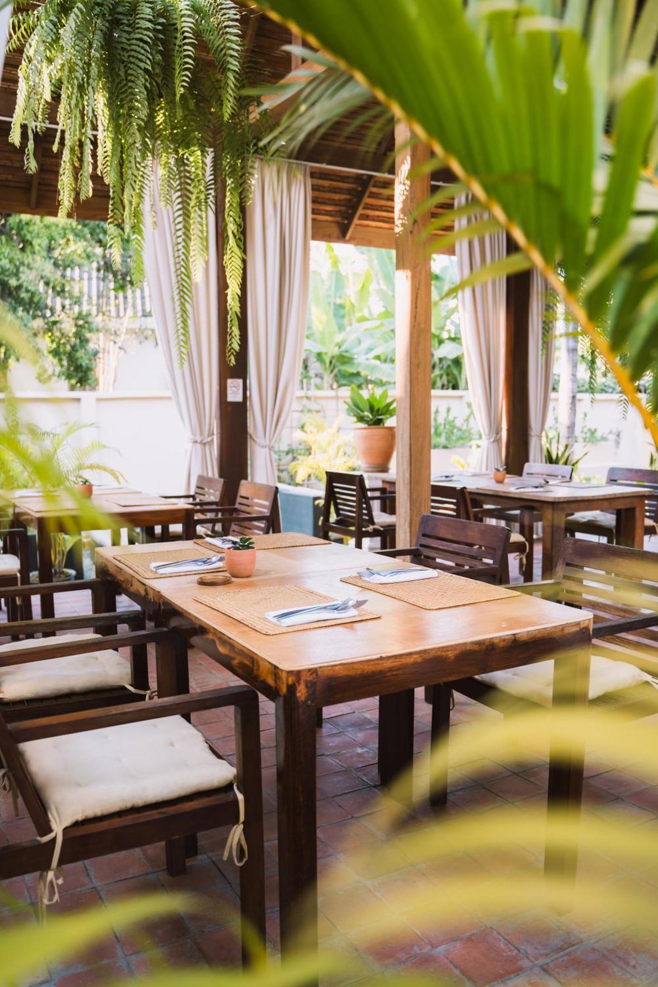 Le Sen Boutique Hotel Луанг Прабанг Екстериор снимка